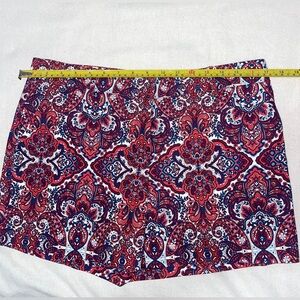 Saint Tropez West Shorts size 10 floral print